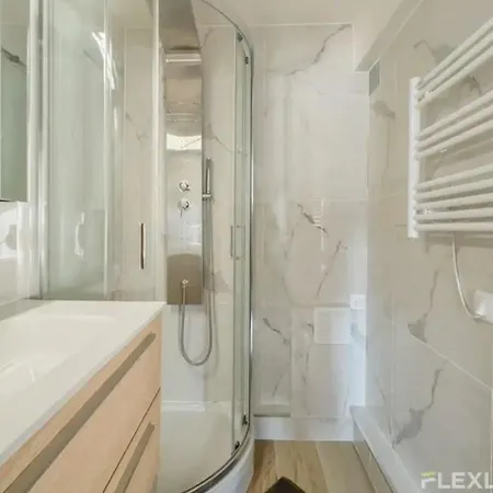 Flexliving - T2 - Guy De La Brosse Parigi